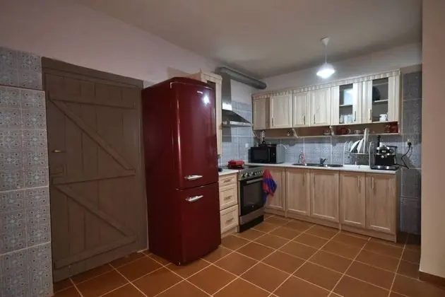 Villa in Malaki in Sea With Playground - Mutfak