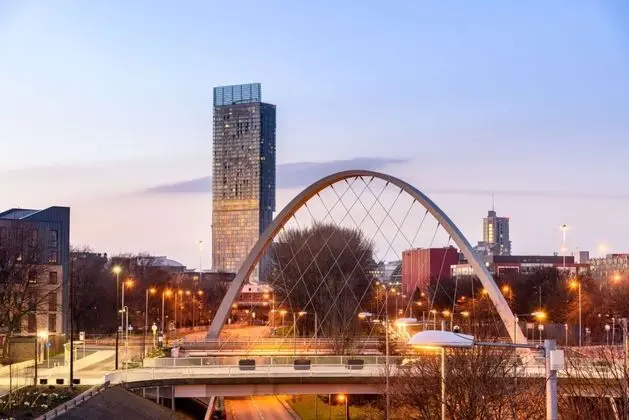Maldron Hotel Manchester City Centre - Dış Mekan