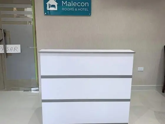Malecon Premium Rooms - Lobi