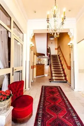 Malecot Hotel by F-Hotels - Lobi