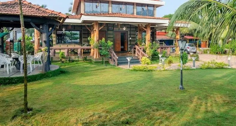 Malhar Villa