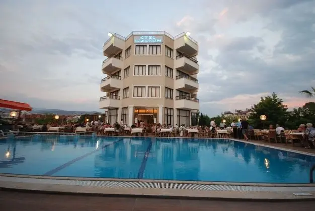 Malhun Hotel - Havuz