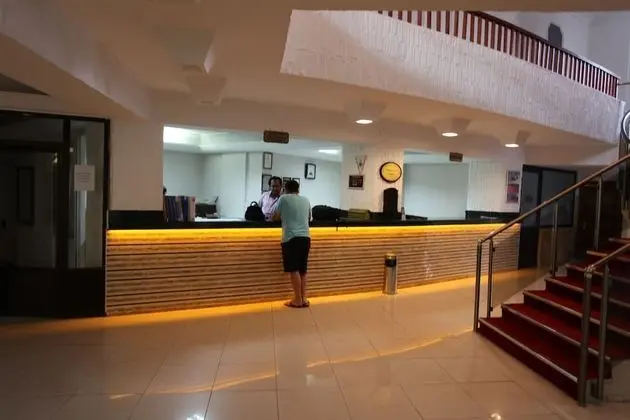 Malhun Hotel - Lobi