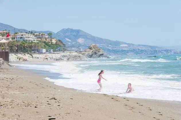 Malibu 6 -lux. 2BR Sea View Condo in Club la Costa - Plaj