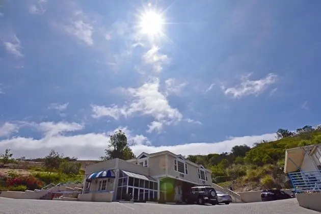 Malibu Country Inn - Dış Mekan