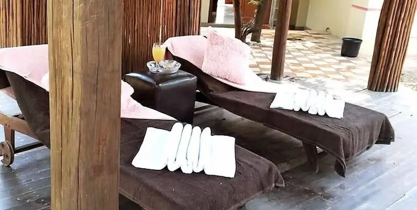 Malibu Country Lodge - Spa