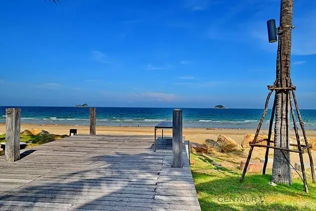 Malibu Hua Hin by Puppap - Plaj