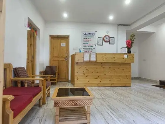 Hotel Malik Residency - Lobi