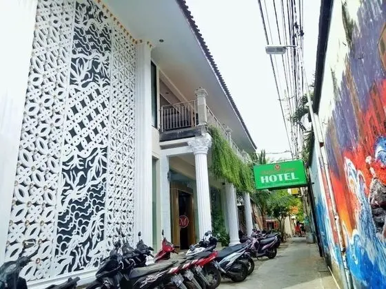 Malioboro Garden Hotel - Dış Mekan