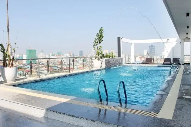 Malis the Residence & Hotel