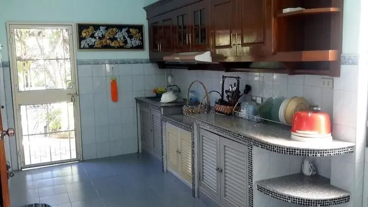 Maliwan Holiday Home - İç Mekan