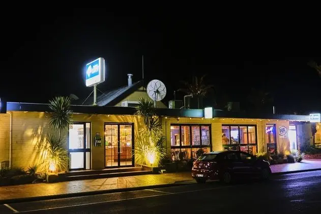 Mallacoota Hotel Motel - Dış Mekan