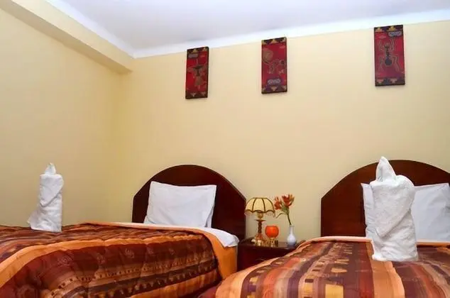 Mallmanya Inn Hotel