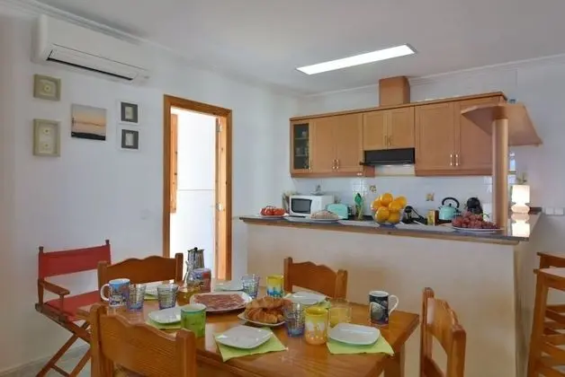 Mallorca Beach front line Apartment - Mutfak