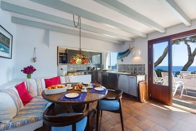 Mallorca front line property sea access - Oda Düzeni