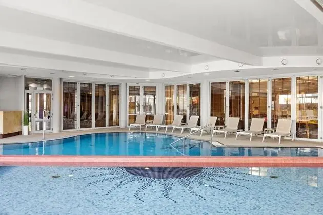 Maloves SPA & Resort - Havuz