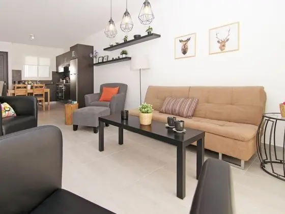 Malvina Paralimni in Paralimni - Öne Çıkan Resim