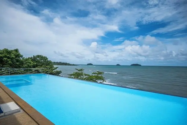 Mam Kai Bae Beach Resort - Havuz