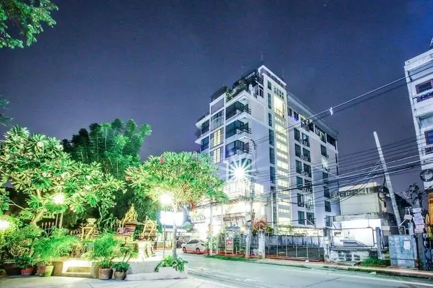 MAMBA and Baan Aranya Serviced Apartment - Dış Mekan