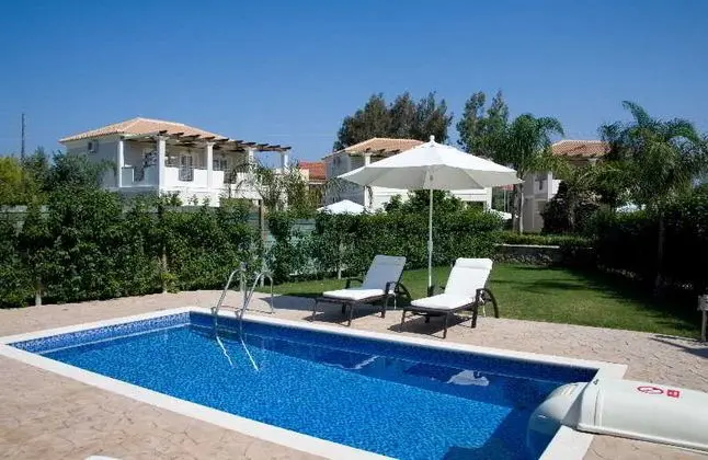 Mamfredas Luxury Resort