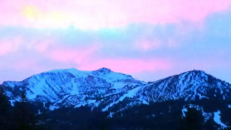 Mammoth Creek Inn