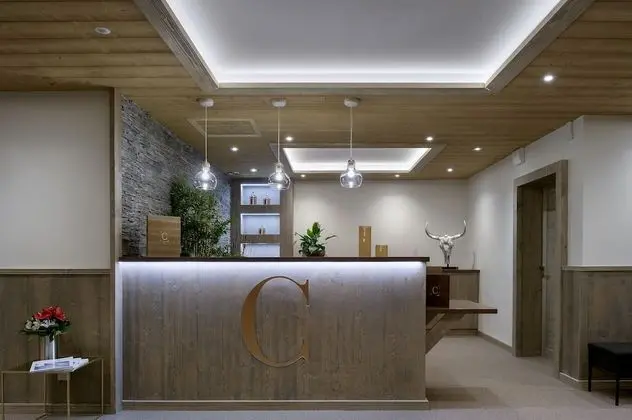Mammoth Lodge by Alpine Residences - Lobi