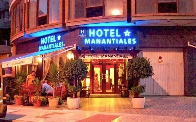 Hotel Manantiales - Dış Mekan