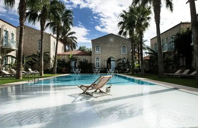 Manastır Alaçatı Hotel