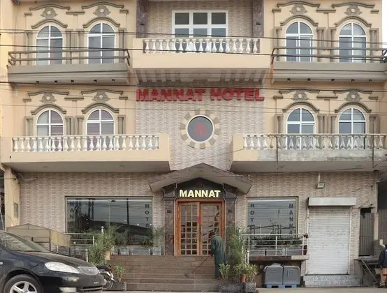Manat Hotel
