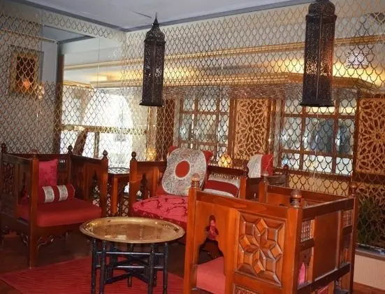 Manazil Al Madinah Hotel - İç Mekan