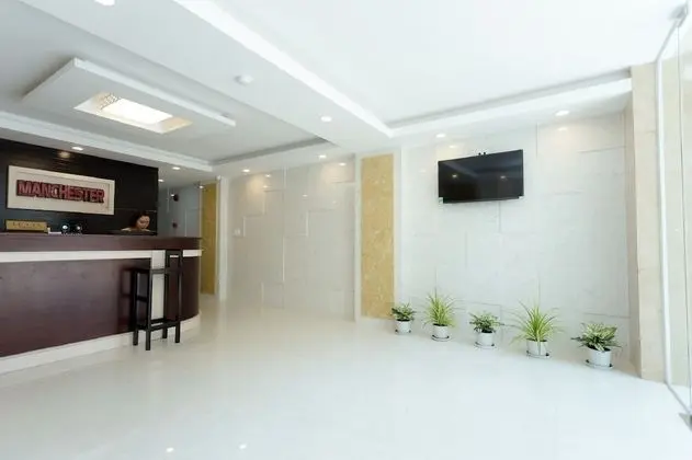 Manchester Hotel & Apartment - Lobi