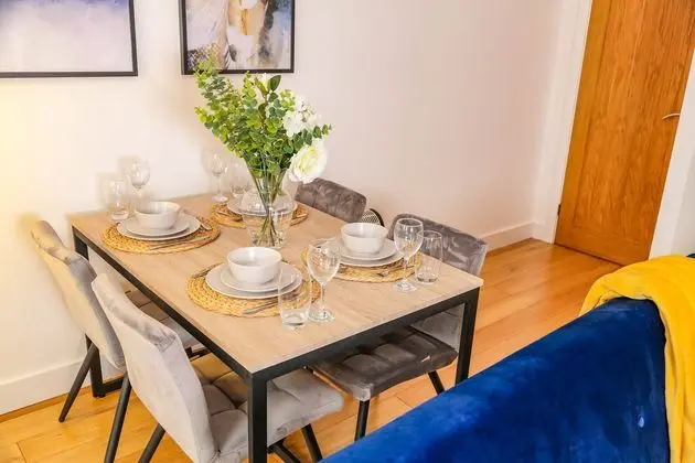 Manchester Apartments by Bevolve - City Centre - Yerinde Yemek