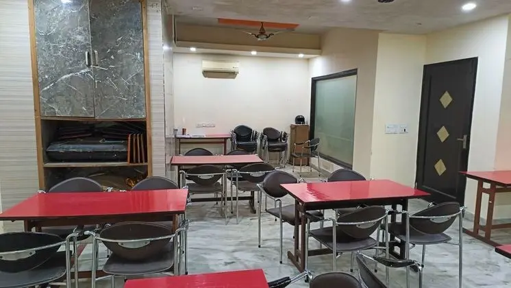 Hotel Mandakini Palace - Yerinde Yemek