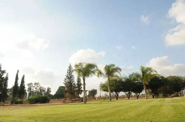 Mandara - Country Lodging
