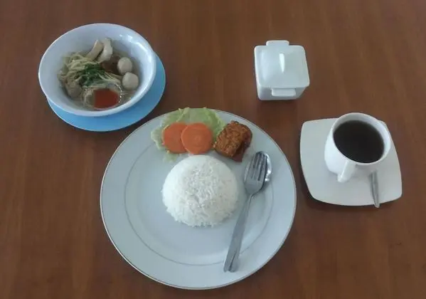Hotel Mandari - Yerinde Yemek