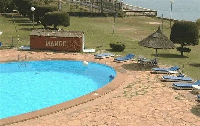 Hotel Mande - Havuz