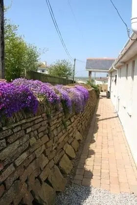 Mandeley Guest House - Dış Mekan