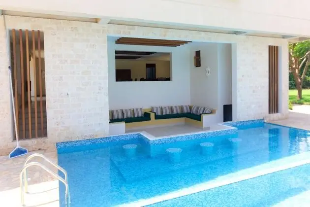 Villa Mandhari- Diani Beach - Havuz