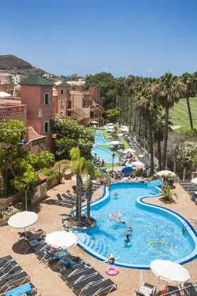 Villa Mandi Golf Resort