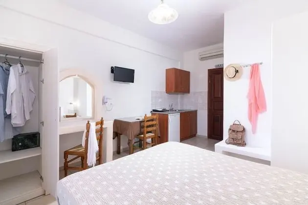 Mandilaria Studios - Oda