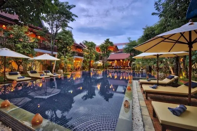 Mane Village Suites - 1