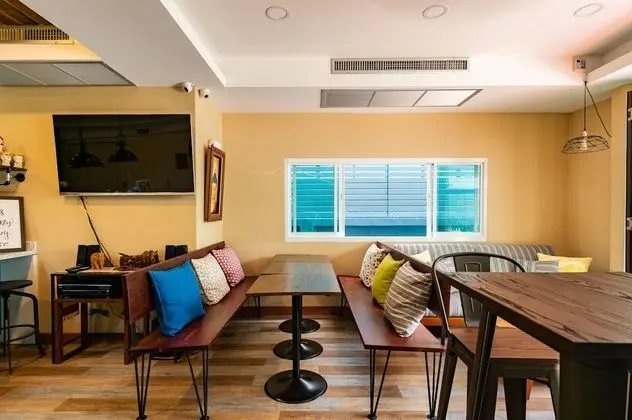 Maneeya Park Residence - Yerinde Yemek