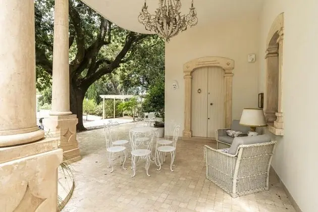 Villa Manfredi con Piscina - Oda