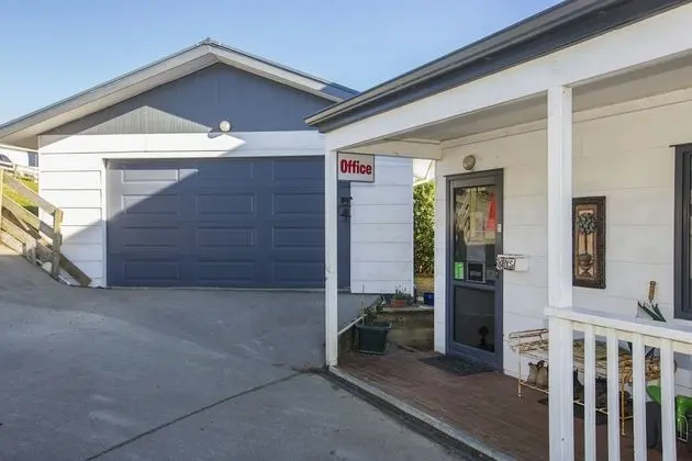 Mangawhai Retreat Apartments - Lobi