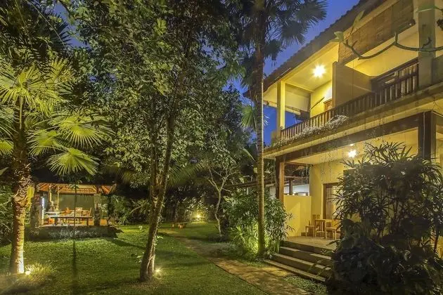 Manggis Sari Guest House - Dış Mekan