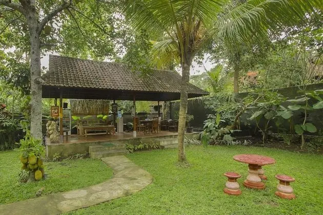 Manggis Sari Guest House - Yerinde Yemek