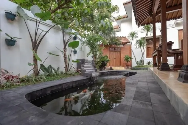 The Mangkoro by Yuwono Hospitality - Havuz