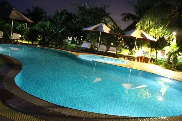 Mango Home Riverside - Havuz