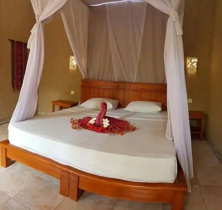 Mango Tree Inn