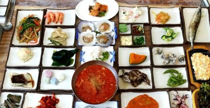 Mangsang Beach Pension - Yerinde Yemek